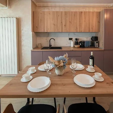 Moonstar In Infinity Pool&spa Апартаменты