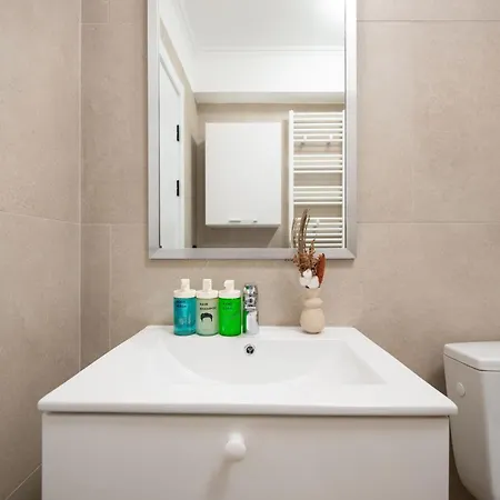 Moonstar In Infinity Pool&spa Апартаменты