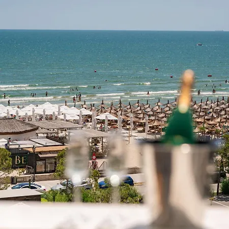 Moonstar In Infinity Pool&spa Apartment Mamaia